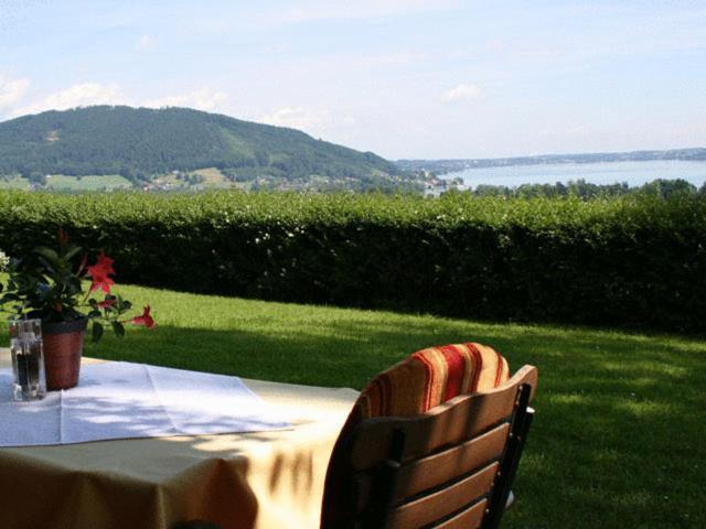 Seeblick 2* Attersee